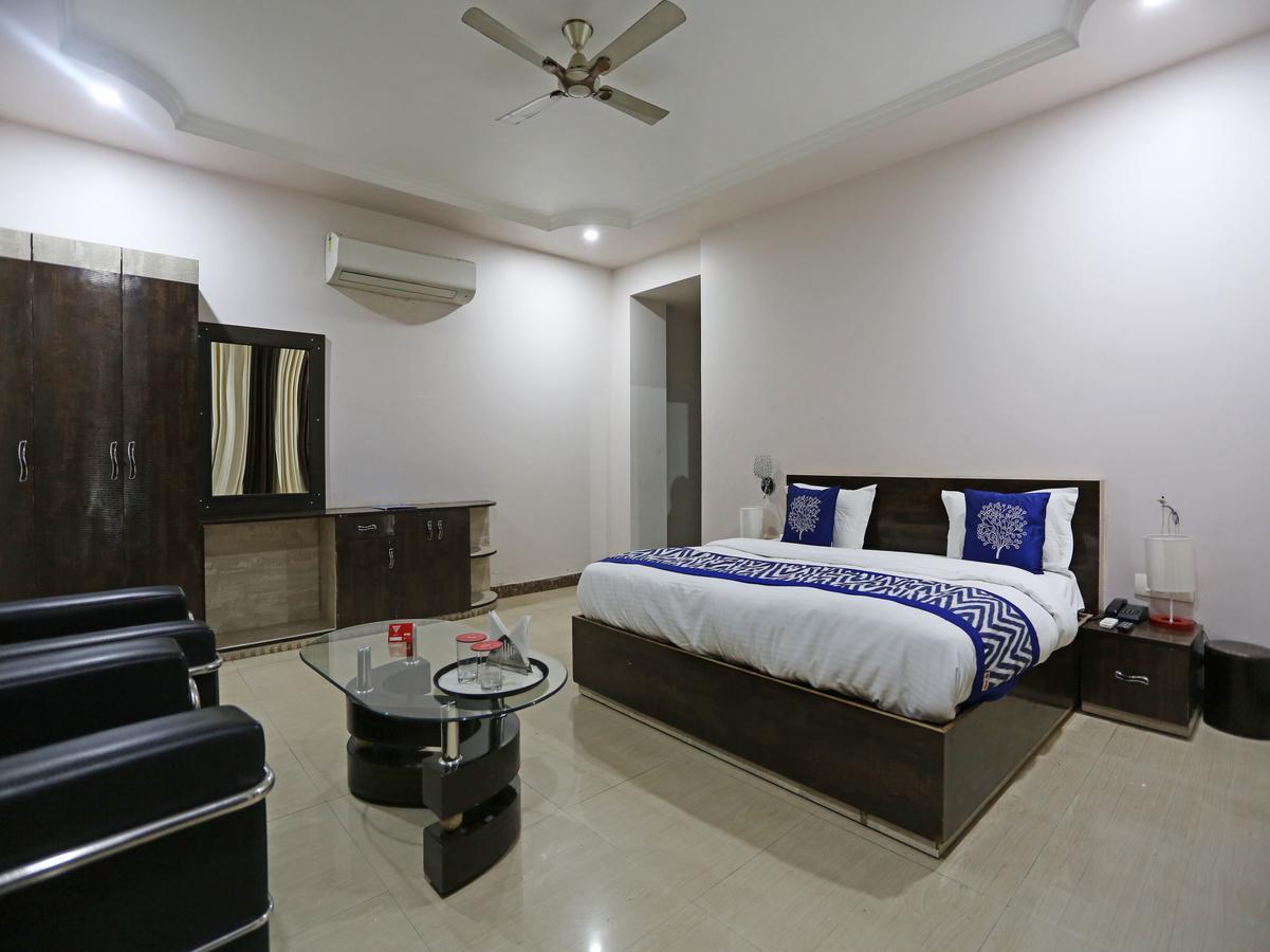 Oyo 4635 Sheetal Hotel Haldwani Luaran gambar