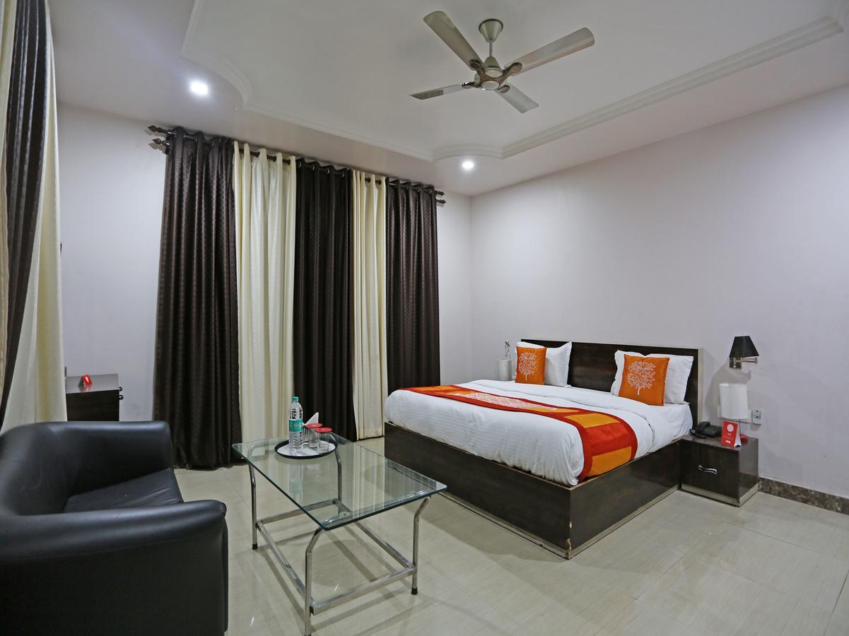 Oyo 4635 Sheetal Hotel Haldwani Luaran gambar